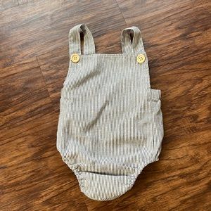 Baby romper